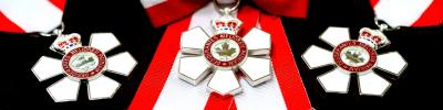 L’insigne de l’Ordre du Canada. L’insigne de l’Ordre du Canada.